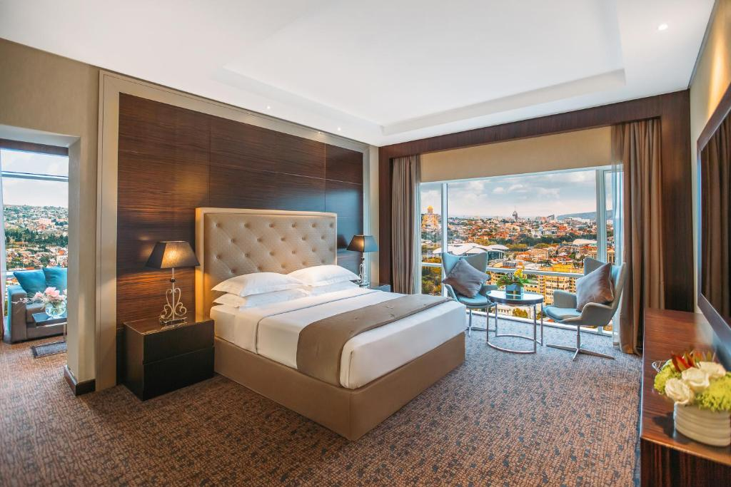 The Biltmore Hotel Tbilisi 5