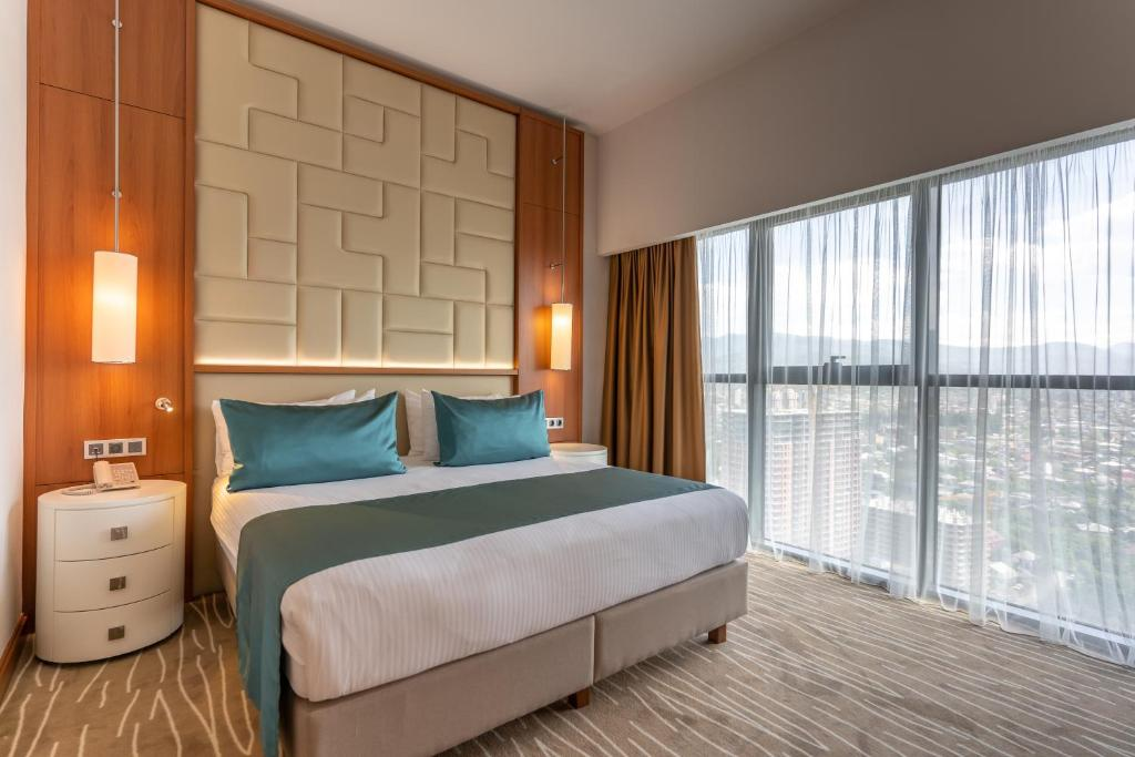 Grand Bellagio
Batumi 4