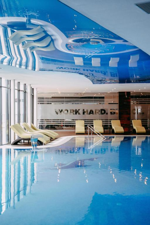 Grand Bellagio
Batumi 9