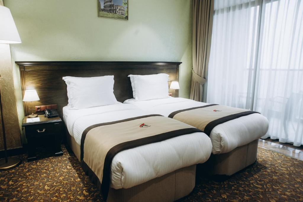 Colosseum Marina Batumi 10