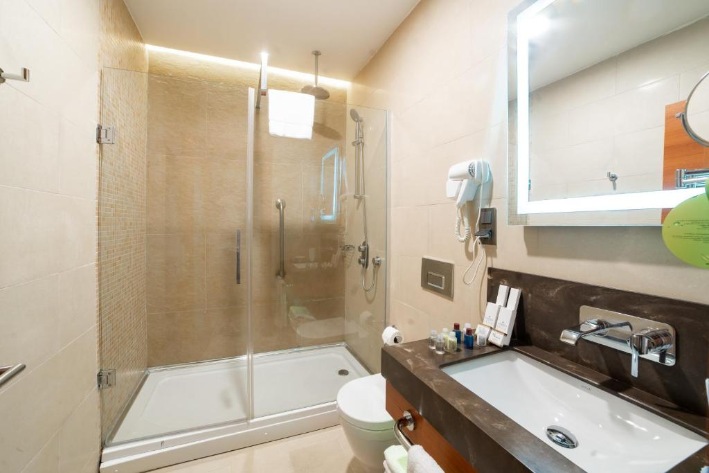 Grand Bellagio
Batumi 8