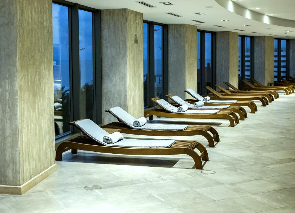 Colosseum Marina Batumi 14